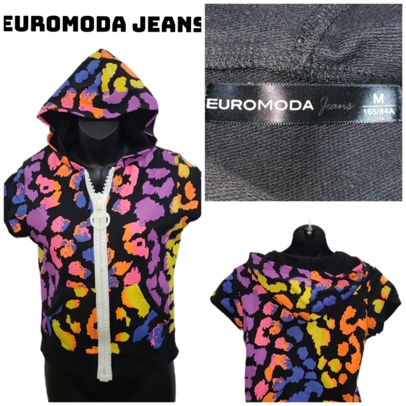 EUROMODA JEANS ABSTRACT PRINT SHORT SLEEVE HOODIE - Picture 2 of 4